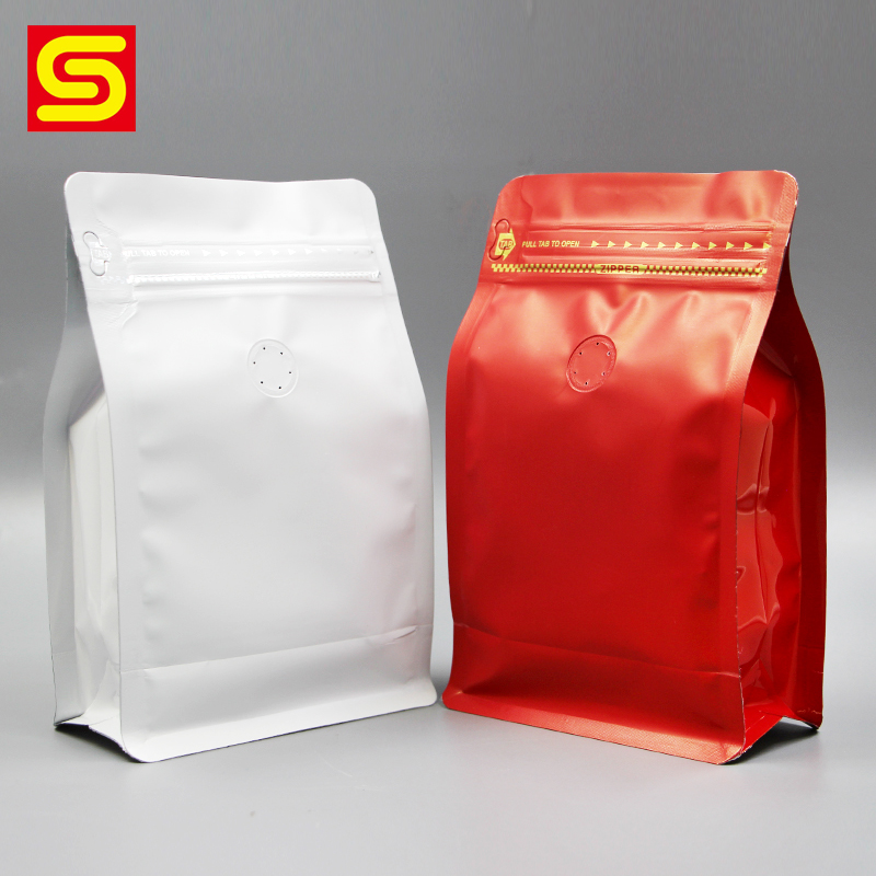 Degassing Valve on Coffee Pouch